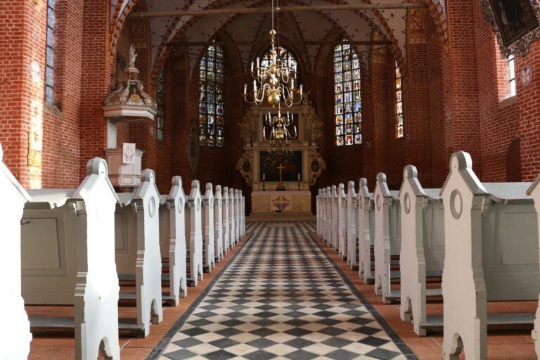 Kirche Kenz Blick nach Osten Bild 2 1