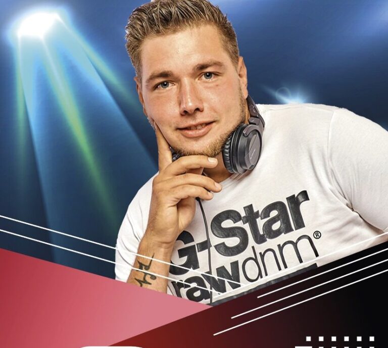 Mehr über den Artikel erfahren … die ist richtig gut gelaufen. Die WarmUp-Party zur Zeesbootregatta Bodstedt 2025 | von Maik Schlodinski