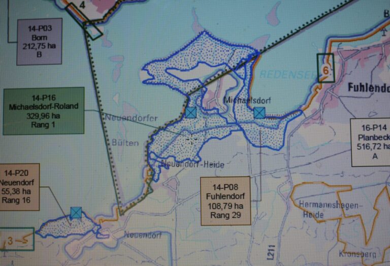 Mehr über den Artikel erfahren Was ist wichtiger, der Erhalt der Lebensgrundlage der Menschen und einheimischer Vögel oder die Herstellung eines Lebensraums für andere Vögel und die Vergrößerung des Meeres? | Gastbeitrag von Petra Kupfer