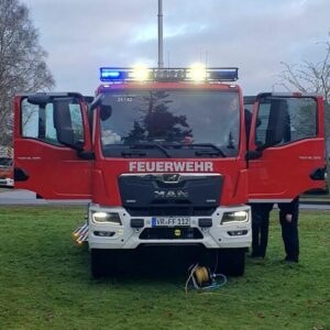 Ein großer Tag für unsere Retter: Neues Feuerlöschfahrzeug bei der Freiwilligen Feuerwehr Fuhlendorf eingeweiht! | von Reinhard Krödel